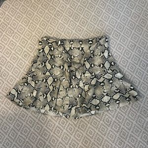 Zara flowy shorts